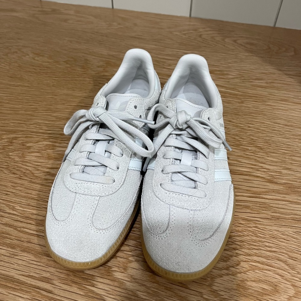 Adidas Sambas